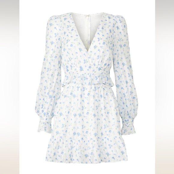One33 Social Dresses & Skirts - NWT Revolve x  One33 Social White Long sleeve Floral Dress Size : 8